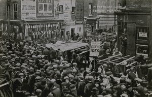 A Petticoat Lane-en, Londonban, vasárnap reggel alkotó: English Photographer