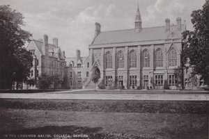 A Grounds Balliol College-ban, Oxfordban alkotó: English Photographer