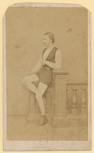 Jules Leotard alkotó: English Photographer