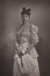 Lady Colin Campbell alkotó: English Photographer