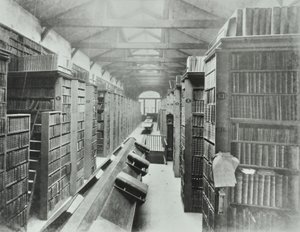 Könyvtár, Sion College, Victoria Embankment, City of London, 1885 alkotó: English Photographer