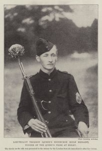 Thomson hadnagy (Queens Edinburgh Lövészdandár), a Bisley-i Queens-díj nyertese alkotó: English Photographer