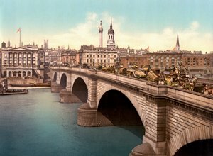 A Temzén átívelő London Bridge (kézzel színezett fotó) alkotó: English Photographer