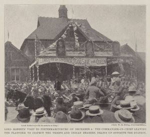 Lord Roberts látogatása Pietermaritzburgban december 4-én, a főparancsnok elhagyja a platformot, hogy megvizsgálja a csapatokat és az indiánhordozókat, az állomással szemben. alkotó: English Photographer