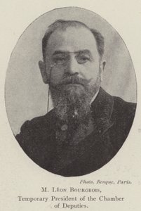 M Leon Bourgeois, a Képviselőház ideiglenes elnöke alkotó: English Photographer