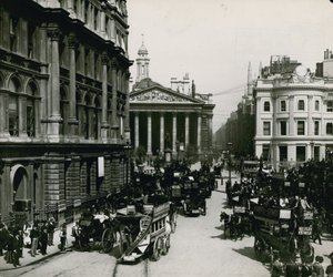 Mansion House Street, London alkotó: English Photographer