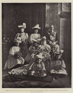 Lady Margaret Grosvenor házassága Teck Adolphus herceggel az Eaton Hallban, Chester, a menyasszony, a vőlegény és a koszorúslányok alkotó: English Photographer