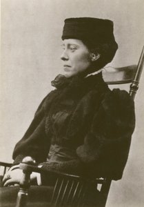 Mary Kingsley, portré, ülő, kalapban (f/w fotó) alkotó: English Photographer