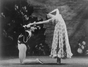 Maude Lloyd és Hugh Laing a Jardin aux Lilas-t adják elő a Mercury Theatre-ben, London, 1936 alkotó: English Photographer
