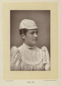 Dod kisasszony alkotó: English Photographer