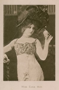Miss Edna May, fénykép alkotó: English Photographer