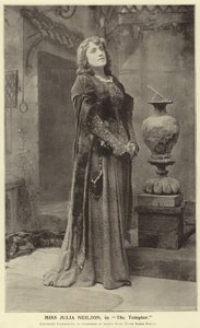Miss Julia Neilson, A kísértőben alkotó: English Photographer