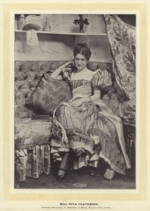 Nita Clavering kisasszony