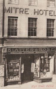 Mitre Hotel és Slatter and Rose, High Street, Oxford (f/w fotó) alkotó: English Photographer
