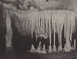 Nellies-barlang, Jenolan-barlangok alkotó: English Photographer