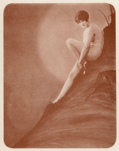 Nudista művészet: (fekete-fehér fotó) alkotó: English Photographer