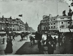 Oxford Circus, Westminster LB: keletre nézve, 1895 alkotó: English Photographer