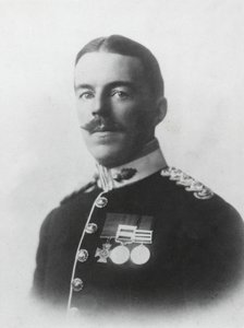 Herbert Augustine Carter kapitány portréja, 1903 alkotó: English Photographer