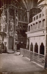 Képeslap a Westminster Abbey-i Henry V Chantry belsejének képével alkotó: English Photographer