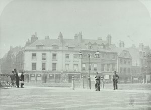 Princes Street, Westminster LB: a szentélyből, 1885 alkotó: English Photographer