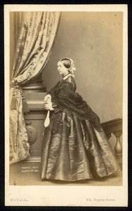 Viktória királynő alkotó: English Photographer
