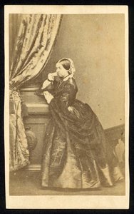Viktória királynő alkotó: English Photographer
