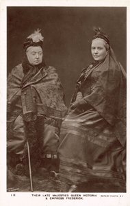 Viktória királynő, Frigyes császárné alkotó: English Photographer