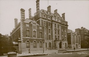 Royal Academy of Music, Marylebone Road, London alkotó: English Photographer