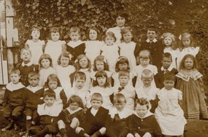 Iskolások, Norfolk, 20. század eleje (fekete-fehér fotó) alkotó: English Photographer