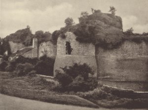 Skenfrith kastély (fekete-fehér fotó) alkotó: English Photographer