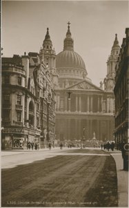 St Pauls Cathedral és Ludgate Hill, London alkotó: English Photographer