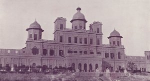 A klub, Lucknow alkotó: English Photographer