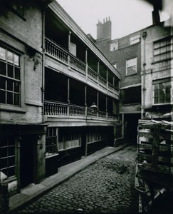 George, Southwark alkotó: English Photographer