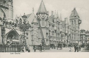 A londoni törvényszékek alkotó: English Photographer