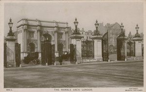 A Marble Arch, London alkotó: English Photographer