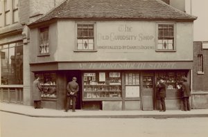 The Old Curiosity Shop, Portsmouth Street 14, Lincolns Inn Fields, London alkotó: English Photographer