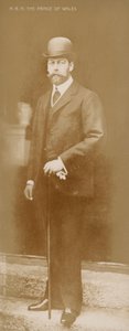 A walesi herceg, a leendő V. György király (f/w fotó) alkotó: English Photographer