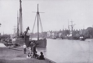 The Quays, Yarmouth (f/w fotó) alkotó: English Photographer