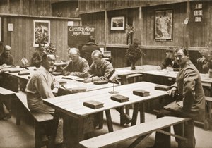 The Reading Room, Handforth, illusztráció a német rabok Nagy-Britanniában című könyvéből (fotómélység) alkotó: English Photographer