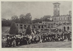 A Manchester Unity of Oddfellows látogatása az Osborne House területén alkotó: English Photographer