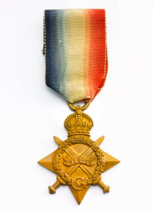 1914–1915 Csillag, 1918 körül (bronz selyemszalaggal) alkotó: English School