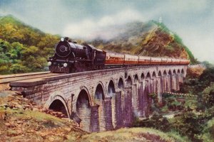 A Bombay, Baroda és Central India Railway 4-6-2 gőzmozdonya, amely a Bombay és Delhi közötti viadukton áthaladva szállítja a Frontier Mailt (színes litho) alkotó: English School