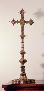 Antonio de Macerata által tervezett kereszt