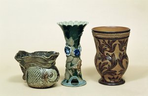 Doulton vázák, 1880-as évek, (kőedény)