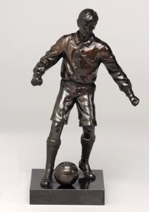 Labdarúgó, órakészlet része (festett spelter) (lásd még: 315475-315477) alkotó: English School