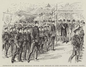 Lord Stanmore szemléje a londoni egyházmegye legények brigádjának a Bentley kolostorban (metszet) alkotó: English School