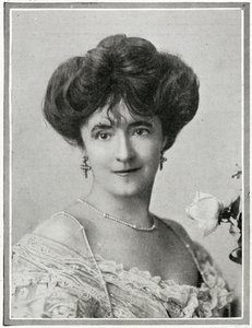 Lady Duff Gordon, részlet az RMS Titanic utasairól, a „The Sphere”-ből, 1912. április 27. (litho) (lásd még: 450780) alkotó: English School