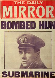 Újságárus standlap a „The Daily Mirror”-hoz (nyomtatott) alkotó: English School