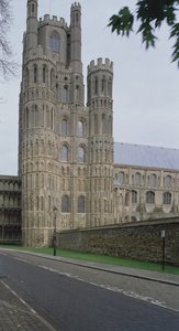Nyolcszög torony, délről, 1322-ben épült alkotó: English School