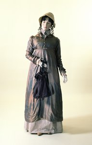 Pelisse, 1815 (puha fonott selyem) alkotó: English School